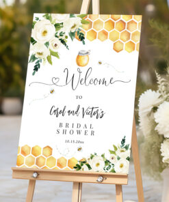 Rustic Honey Bumble Bee Welcome Sign